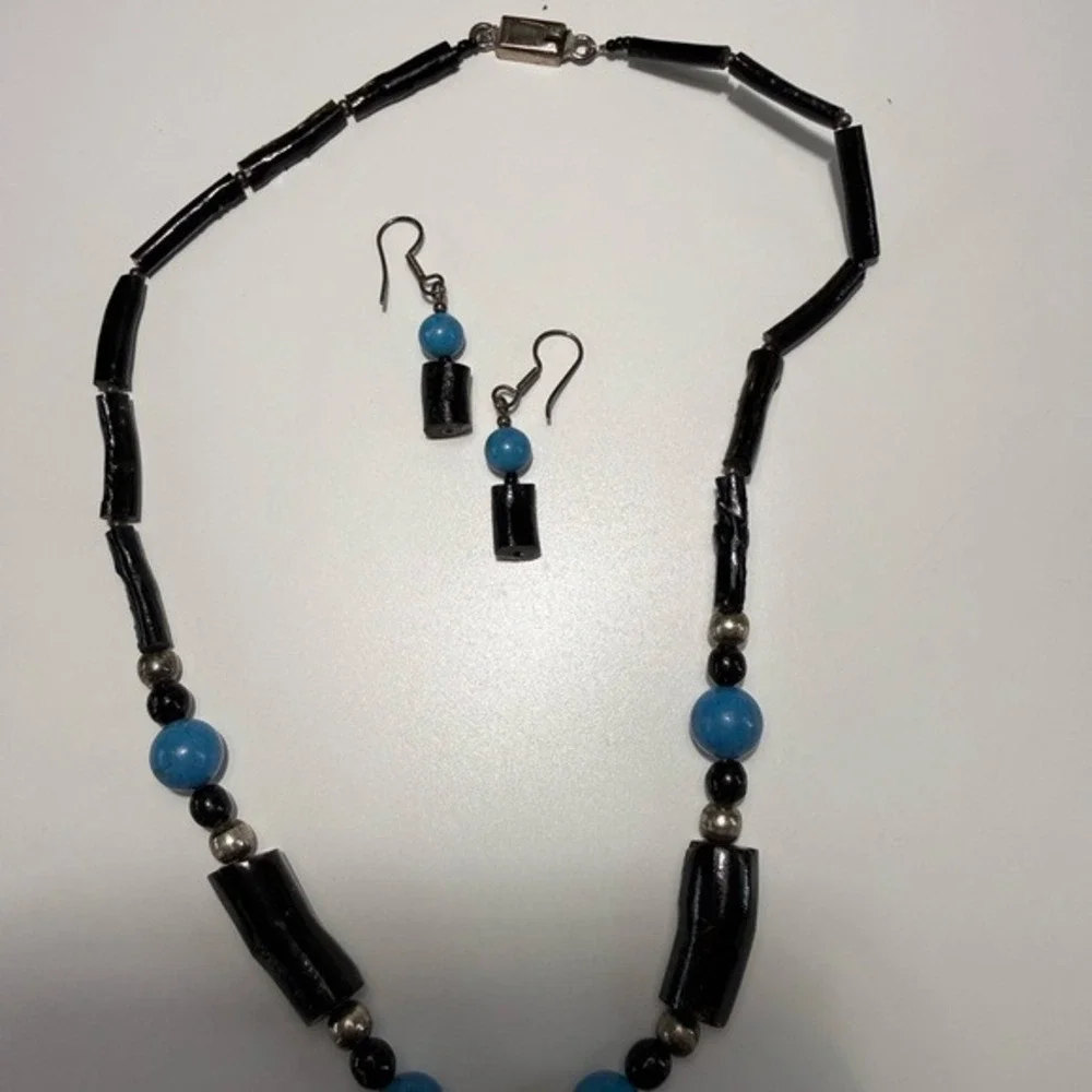 Southwestern Blue Teardrop Pendant Necklace & Dangle Earrings Set Boho Chic‎